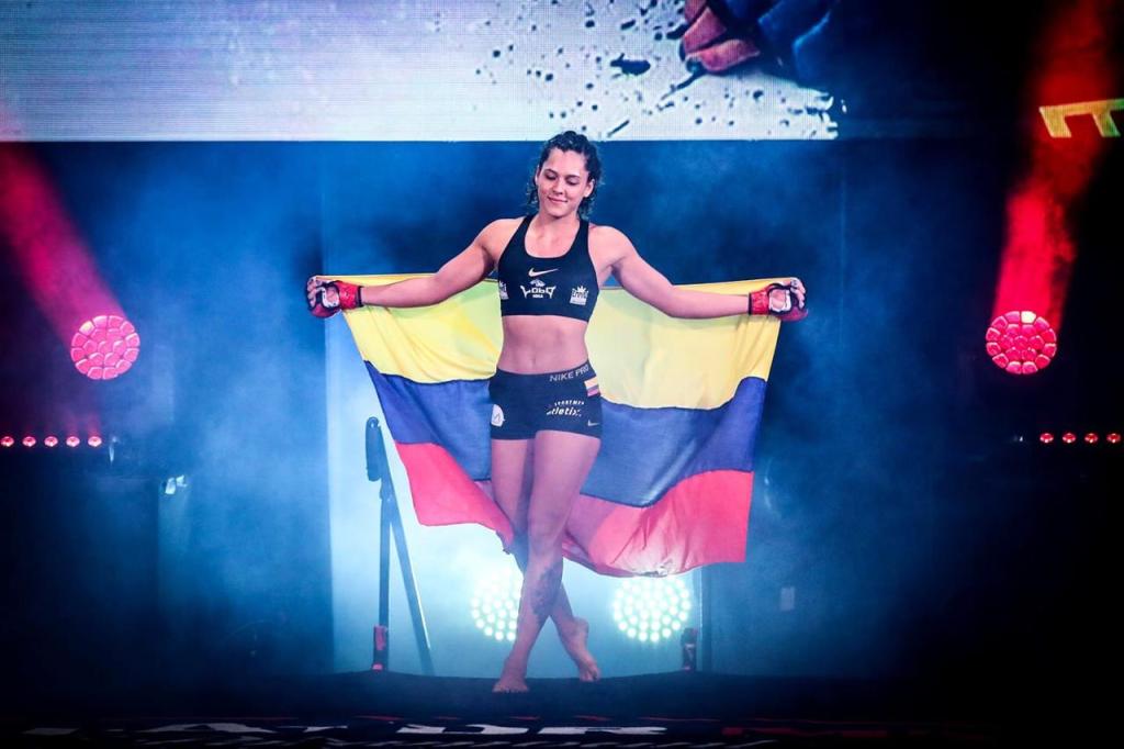 Fuego Azul: Entrevista con Alejandra&nbsp;Lara